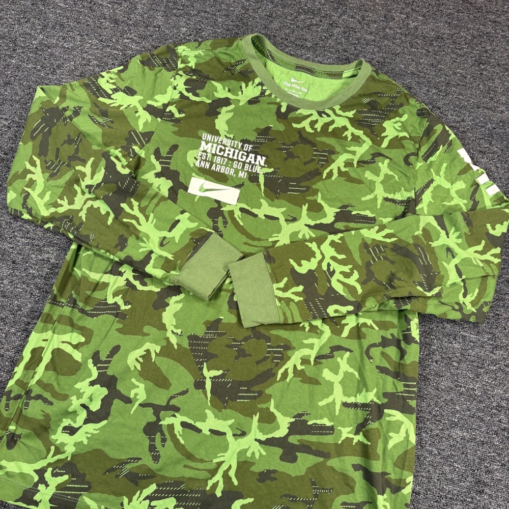 Nike Long Sleeve Shirt Mens XL Green Camo Michigan Wolverines Go Blue Tee